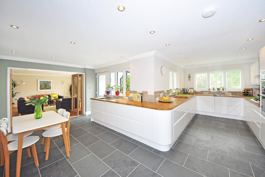 Which is Best for Your Space? Porcelain vs Ceramic Tile