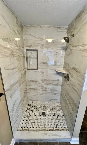Edina Shower Rebuilt With 100% Epoxy Grout