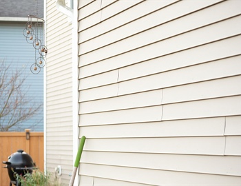 Does Your Siding Need to be Replaced? Here’s How to Tell