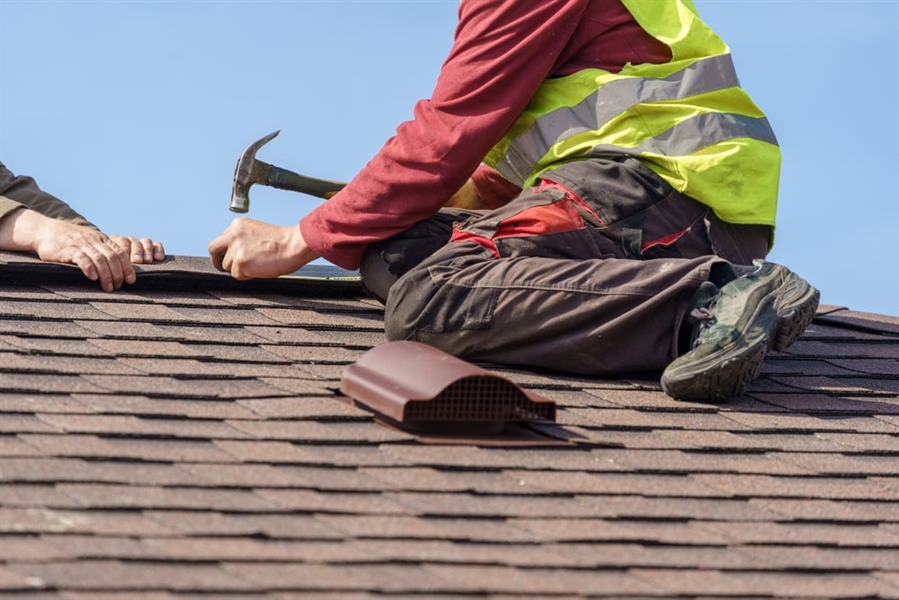 What to Do When Your Roof Leaks During a Storm