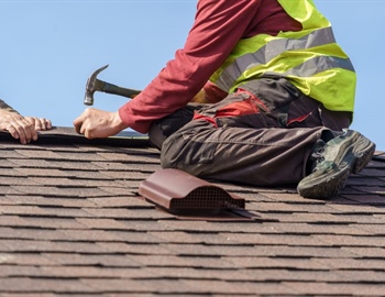 What to Do When Your Roof Leaks During a Storm