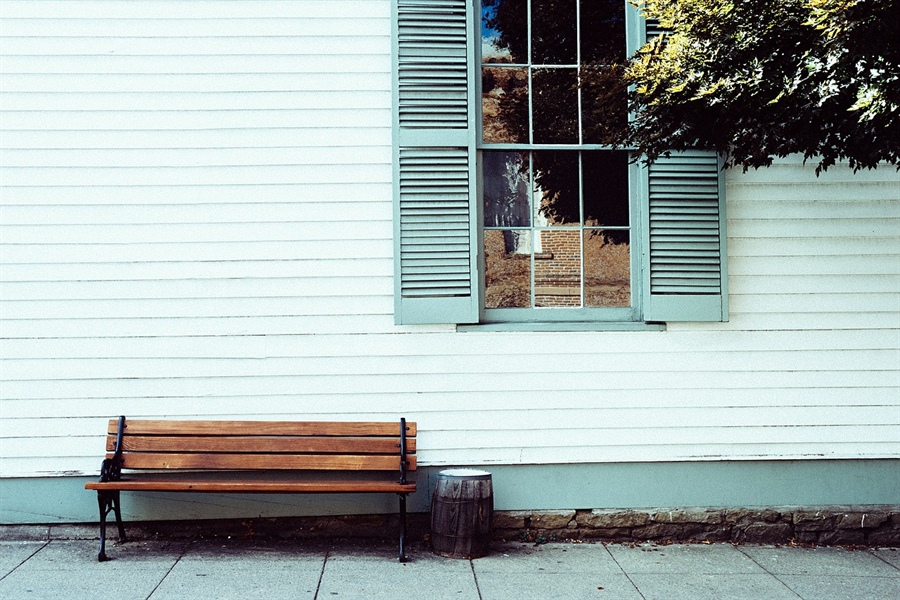 The Advantages of Using Wood Siding Over Other Materials