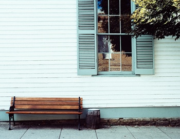 The Advantages of Using Wood Siding Over Other Materials