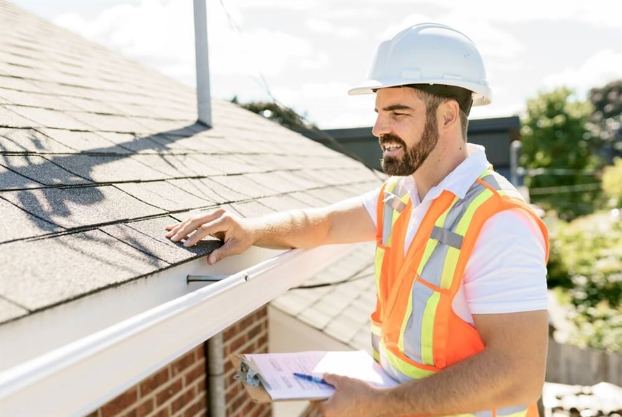 Should You Repair or Replace Your Roof?