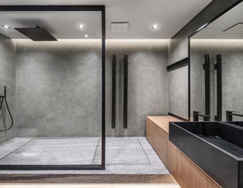Pros and Cons of Curbless Showers
