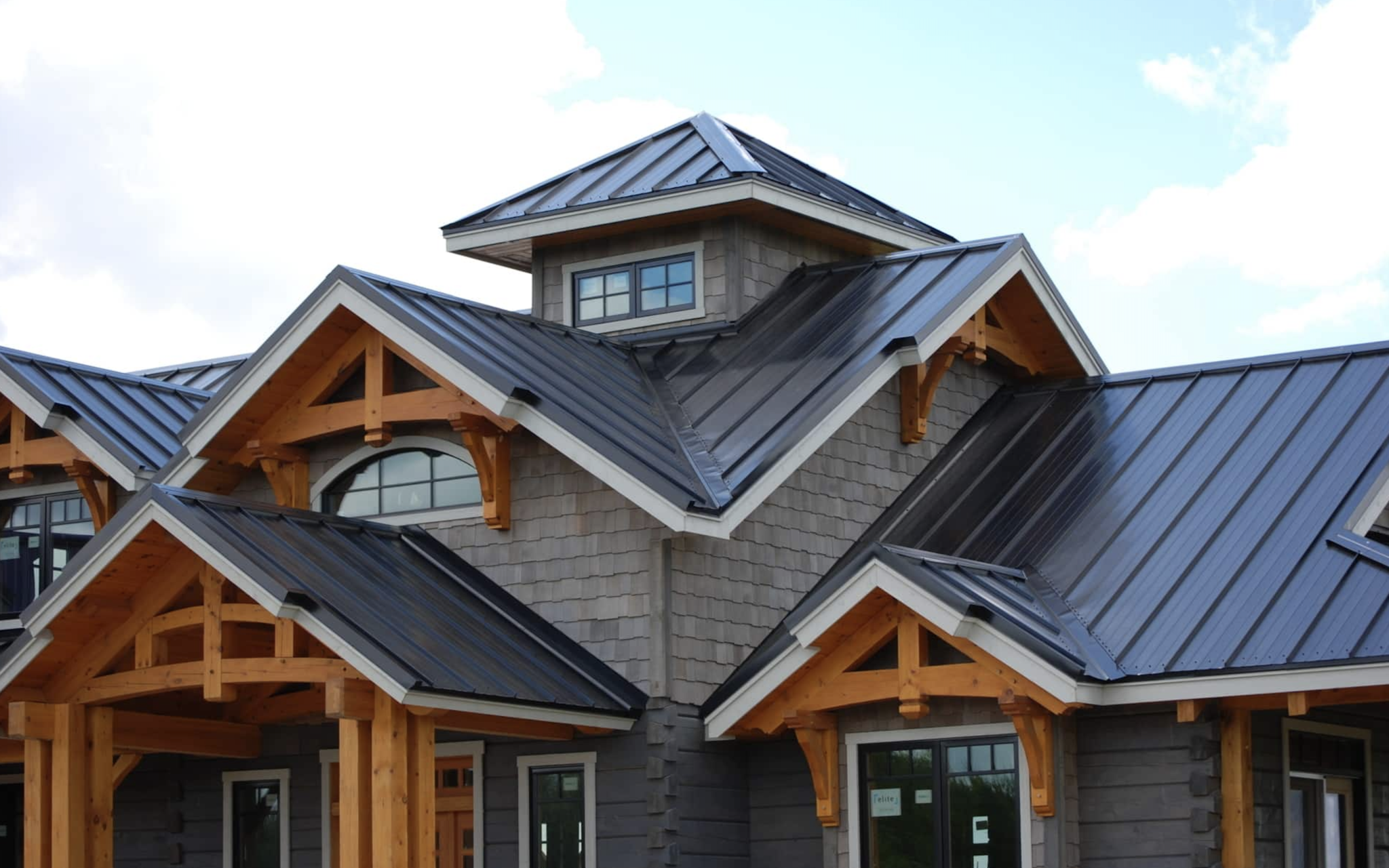 Common Mistakes to Avoid During Metal Roof Repair and Installation