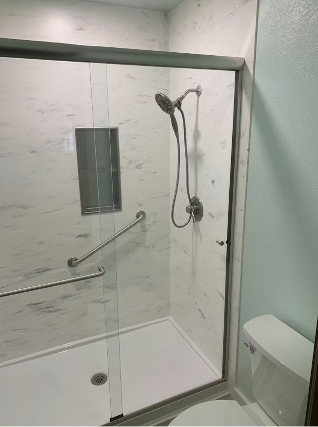 Showers for Seniors Explained for Safety & Accessibility
