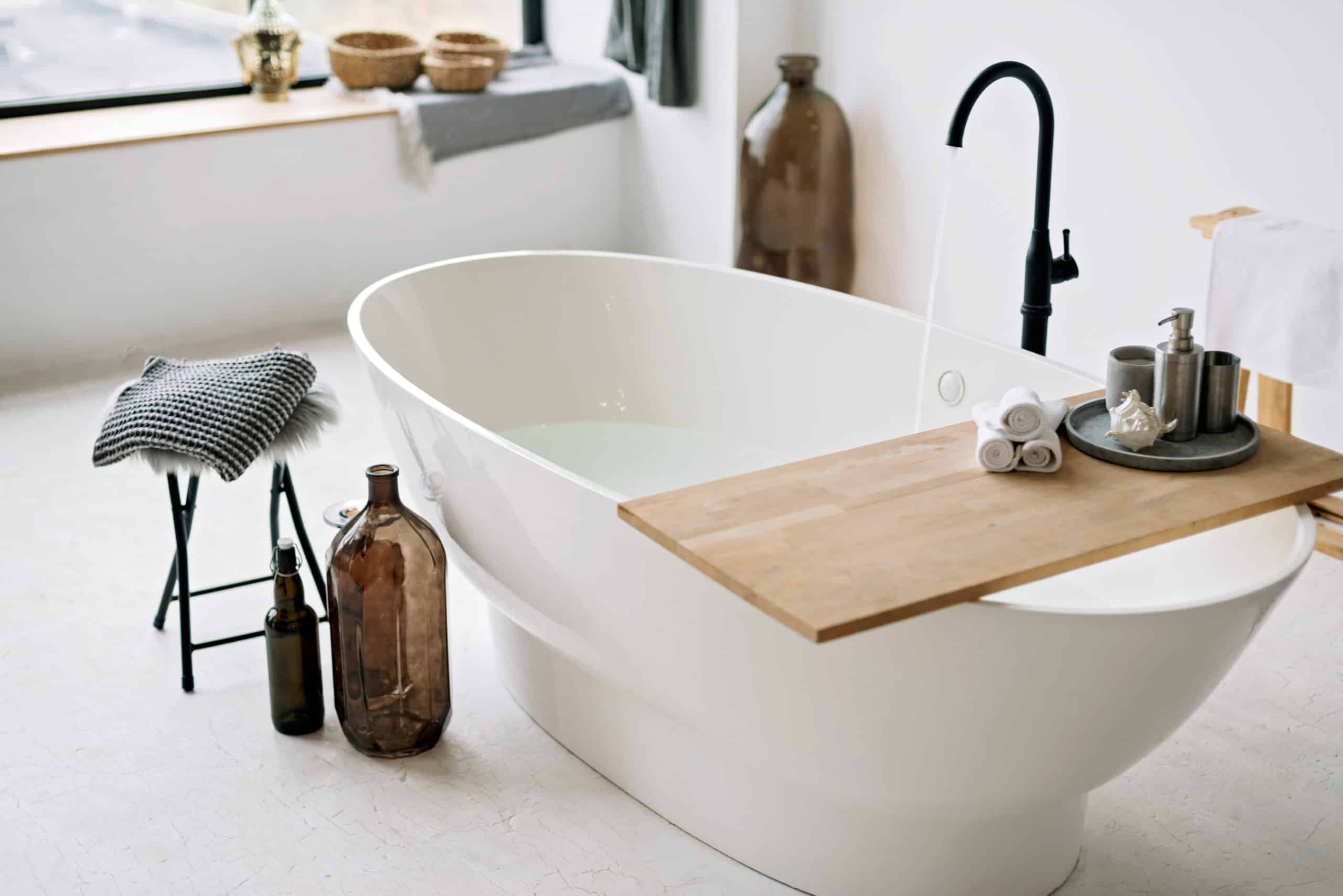 Choosing the Best Bathtub Materials for Your Bathroom Remodel