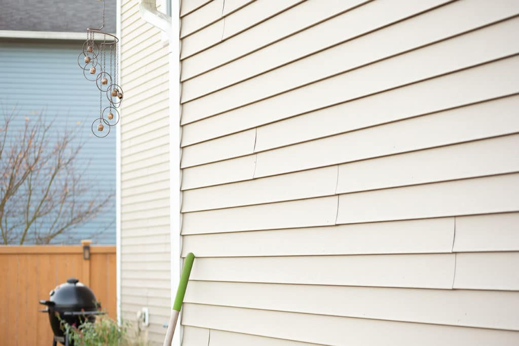 Does Your Siding Need to be Replaced? Here’s How to Tell