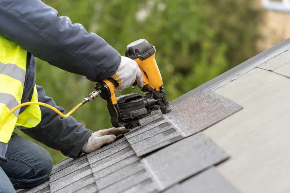 repair or replace your roof in homeowners